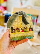 Load image into Gallery viewer, Upper Room (Last Supper) Acrylic Ornament

